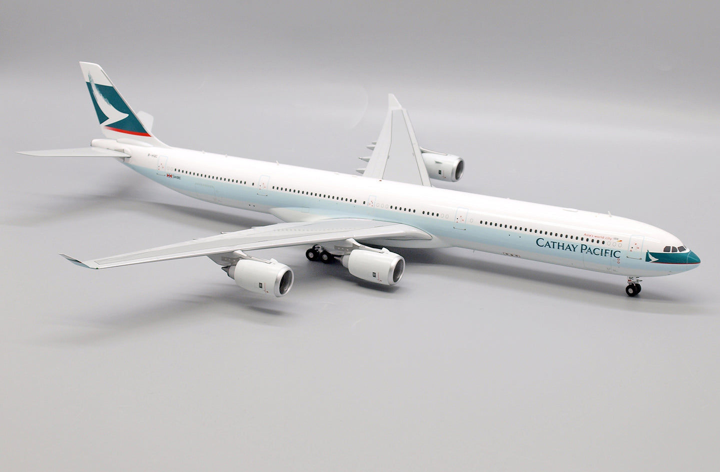 JC WINGS A340-600 CATHAY PACIFIC REG: B-HQC