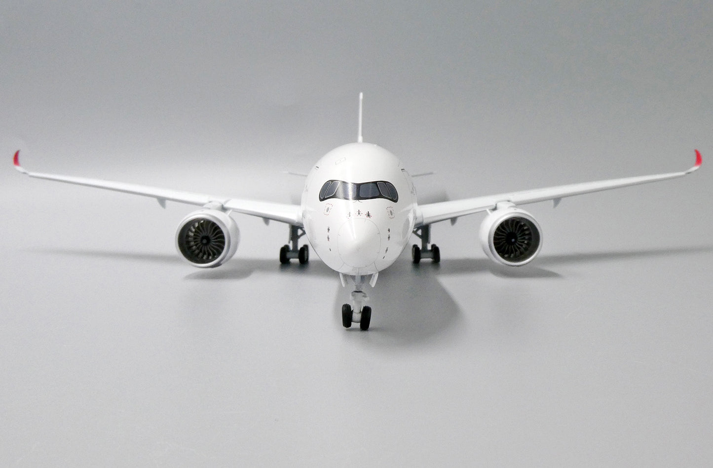 JC WINGS A350-900XWB JAPAN AIRLINES  (FLAPS DOWN) REG: JA03XJ