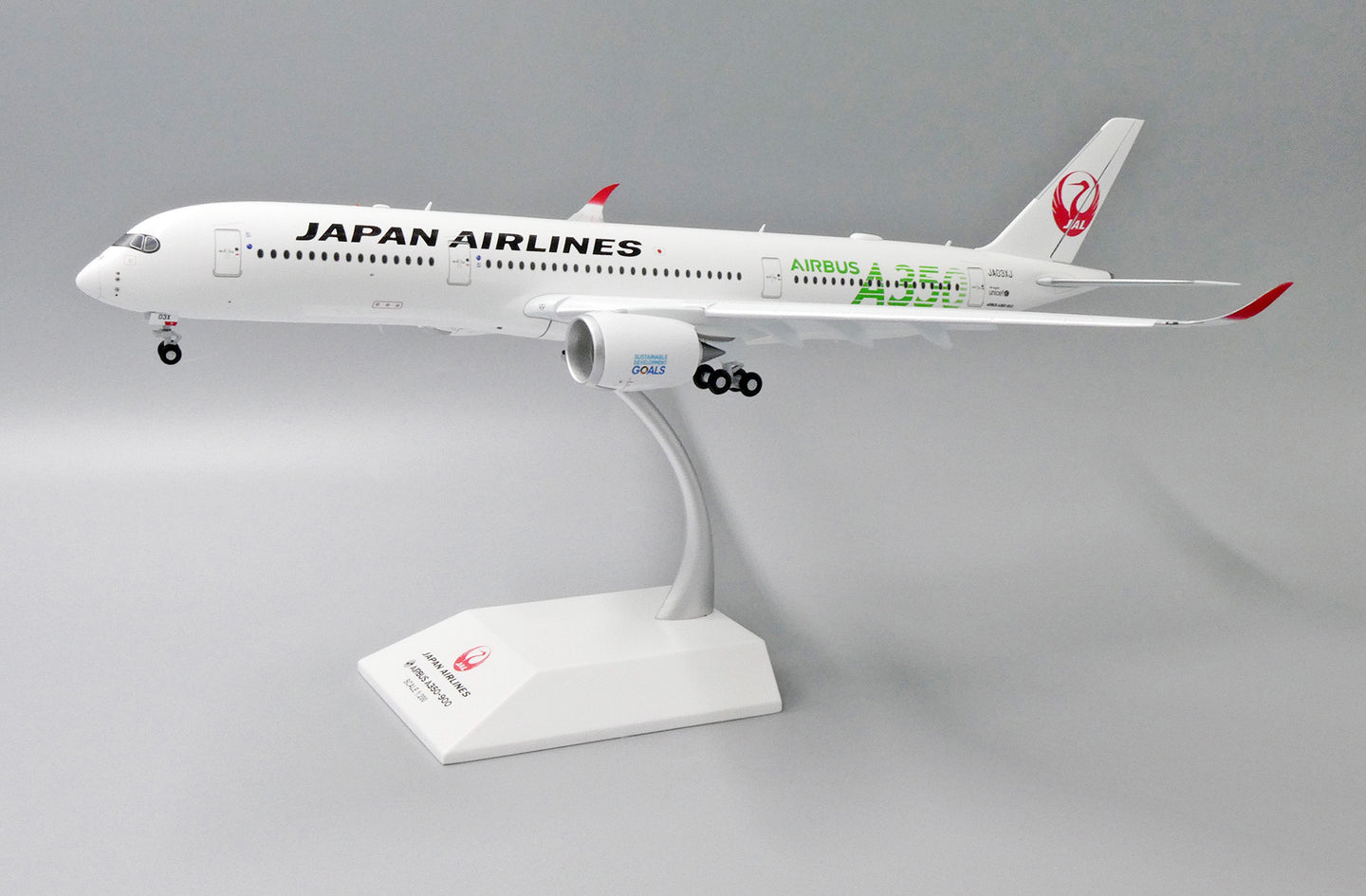 JC WINGS A350-900XWB JAPAN AIRLINES  (FLAPS DOWN) REG: JA03XJ