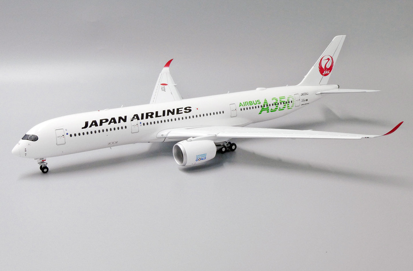 JC WINGS A350-900XWB JAPAN AIRLINES  (FLAPS DOWN) REG: JA03XJ