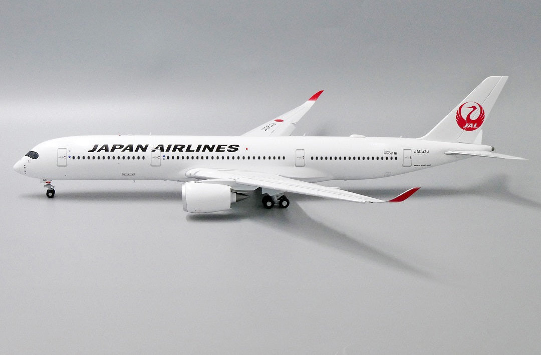 JC WINGS A350 JAPAN AIRLINES (JAL) (FLAPS DOWN) REG: JA04XJ