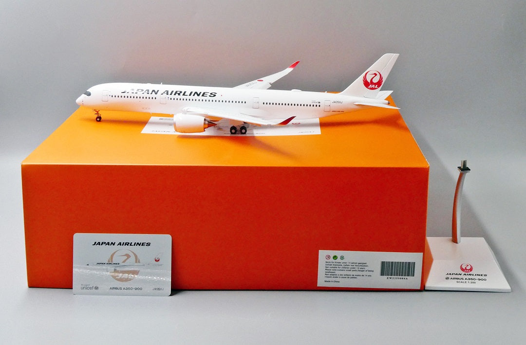 JC WINGS A350 JAPAN AIRLINES (JAL) (FLAPS DOWN) REG: JA04XJ