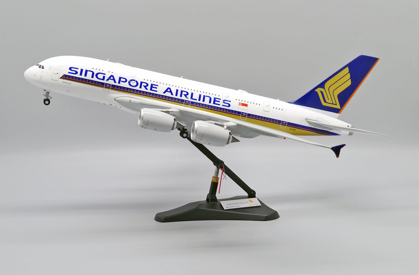JC WINGS A380 SINGAPORE AIRLINES REG: 9V-SKV