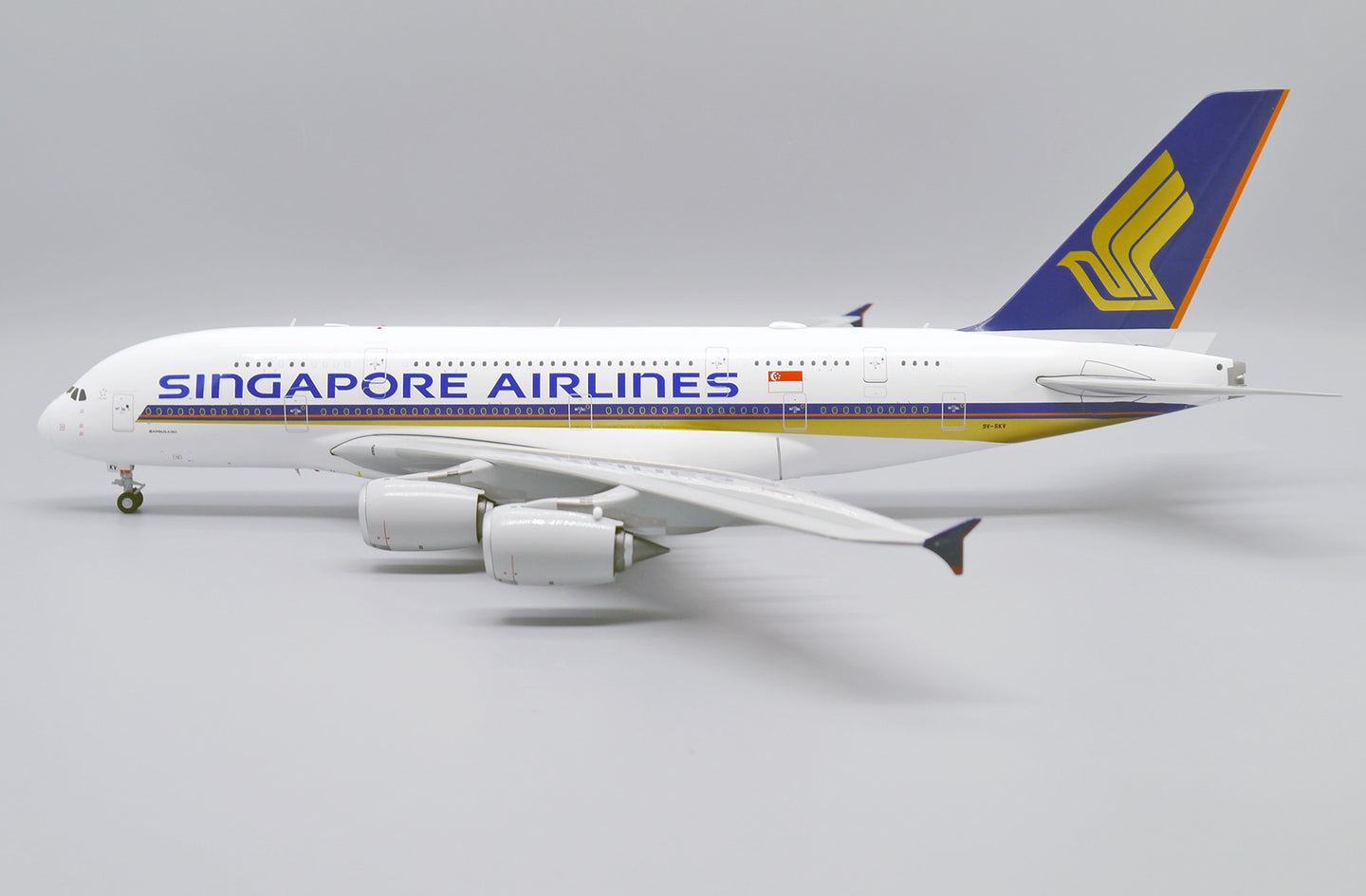 JC WINGS A380 SINGAPORE AIRLINES REG: 9V-SKV