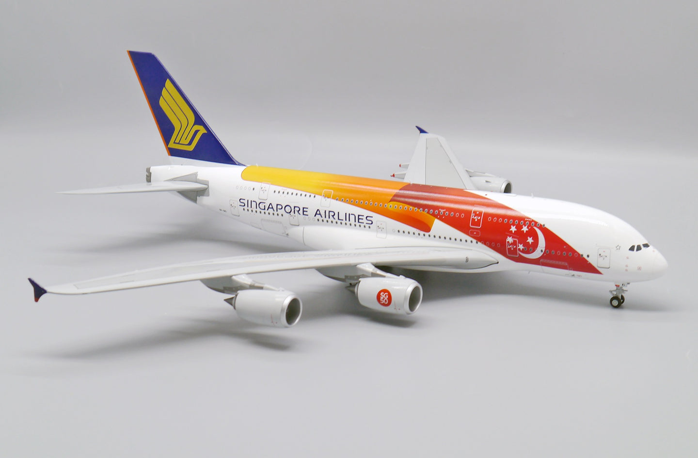 JC WINGS A380 SINGAPORE AIRLINES "SG50 LIVERY" REG: 9V-SKI