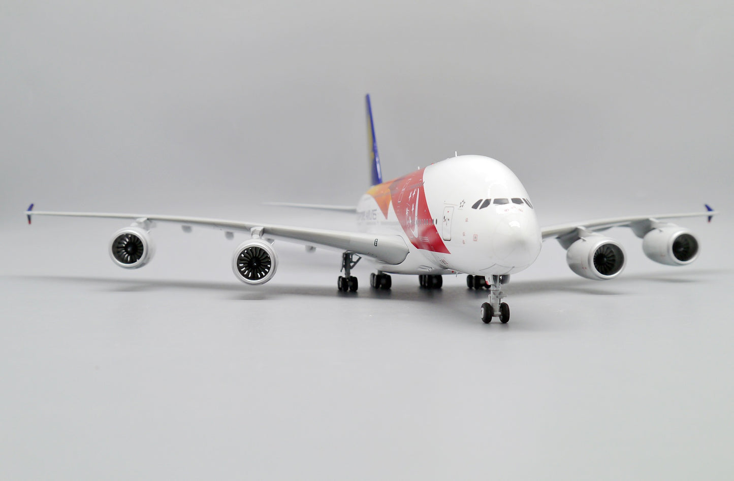 JC WINGS A380 SINGAPORE AIRLINES "SG50 LIVERY" REG: 9V-SKI