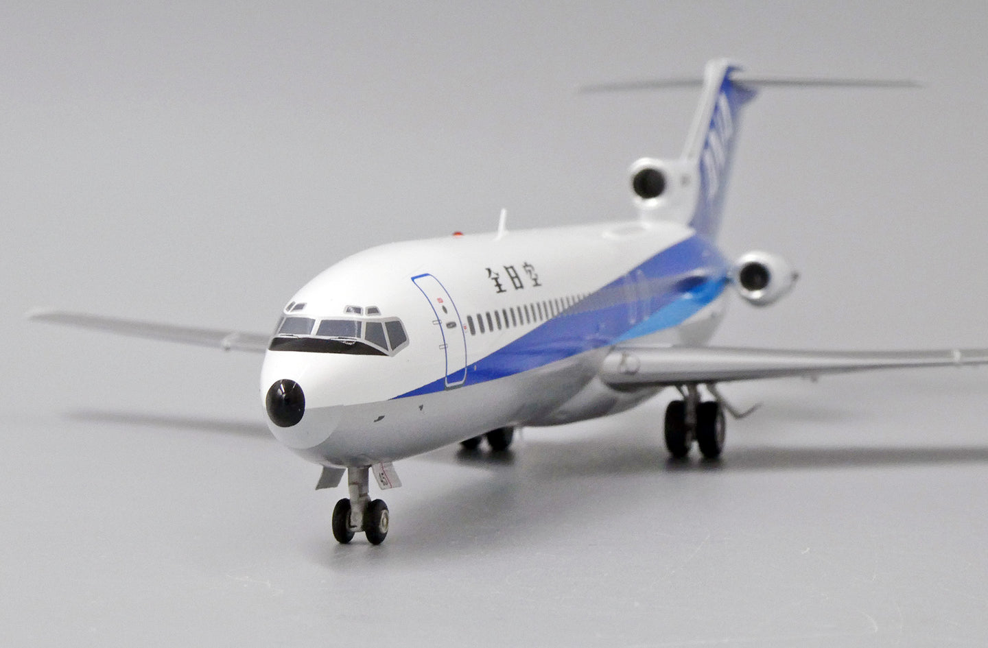 JC WINGS B727-200 ALL NIPPON AIRWAYS (ANA) REG: JA8345