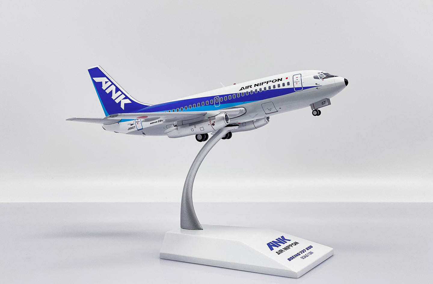 JC WINGS B737-200 AIR NIPPON REG: JA8457