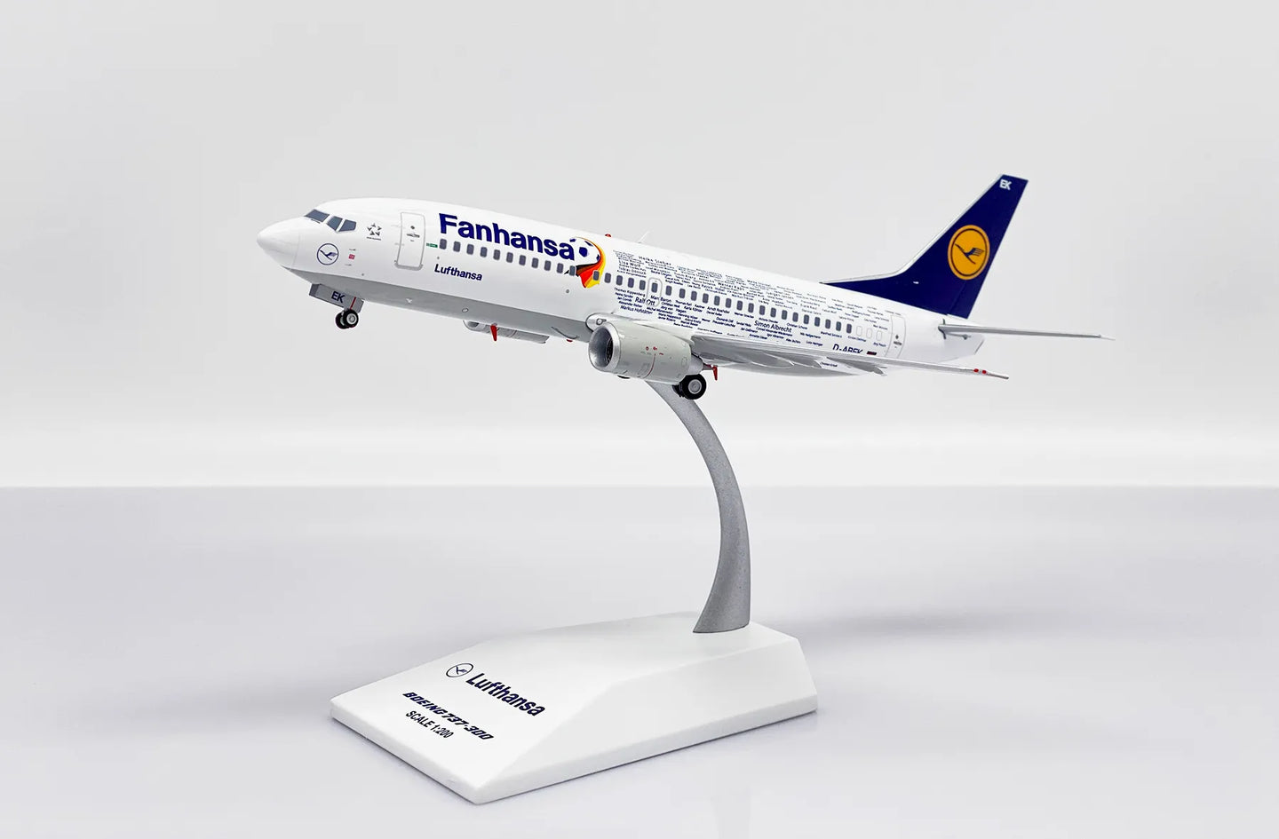 JCWINGS  B737-300 LUFTHANSA "FANHANSA" REG: D-ABEK