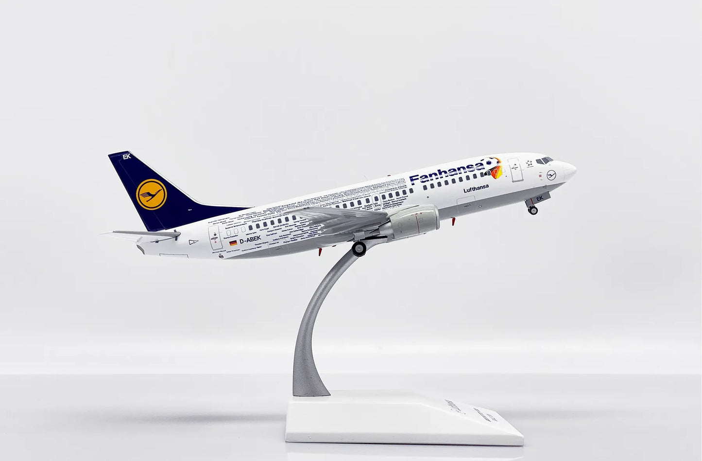 JCWINGS  B737-300 LUFTHANSA "FANHANSA" REG: D-ABEK