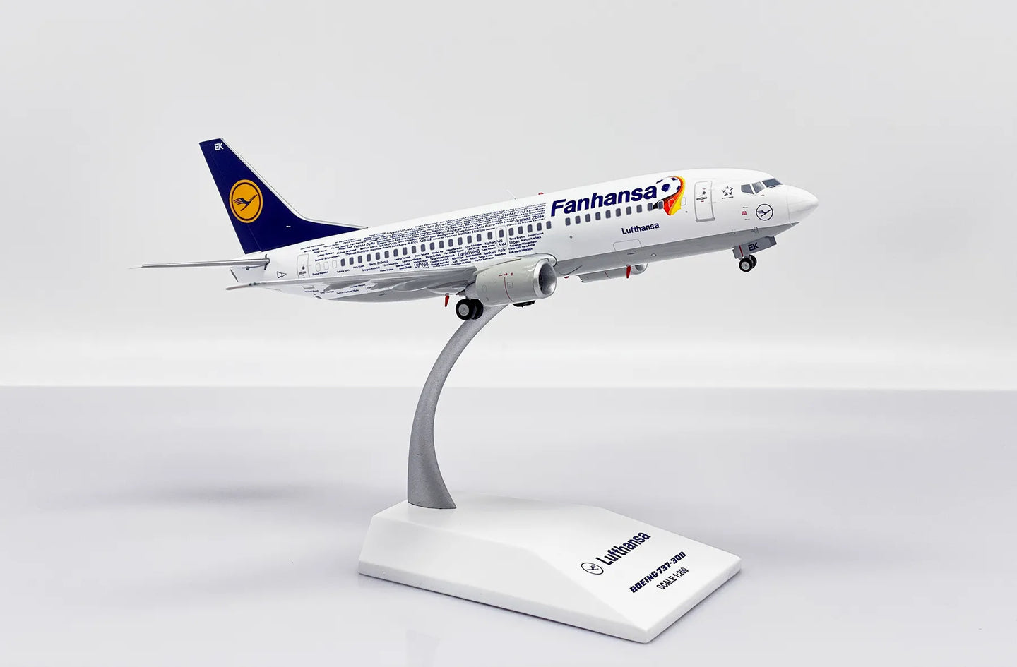 JCWINGS  B737-300 LUFTHANSA "FANHANSA" REG: D-ABEK