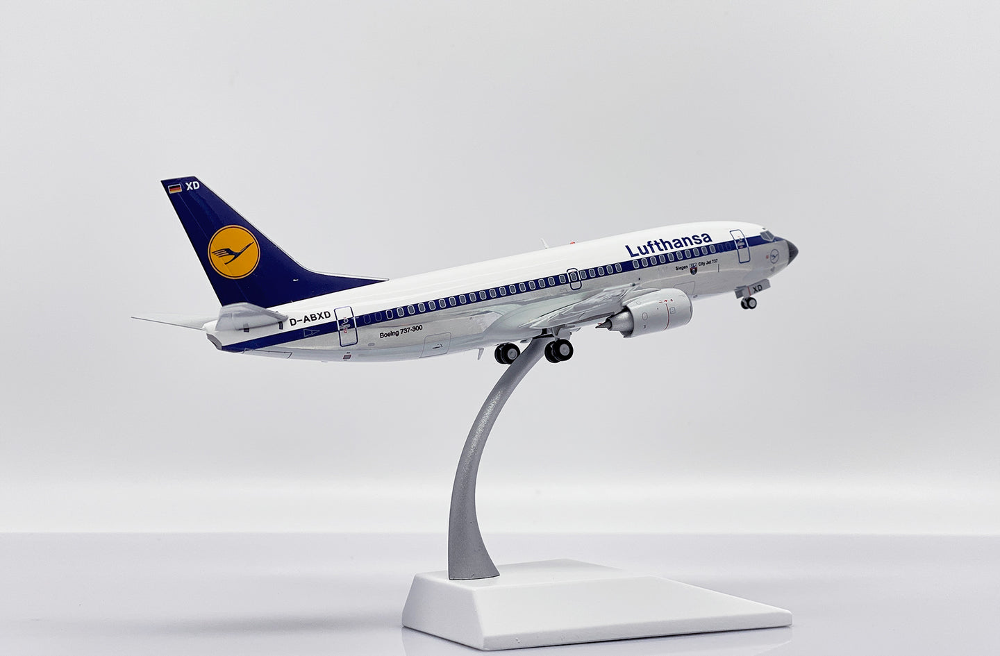 JC WINGS B737-300 LUFTHANSA "OFFICIAL AIRLINE UEFA 88" POLISHED REG: D-ABXD