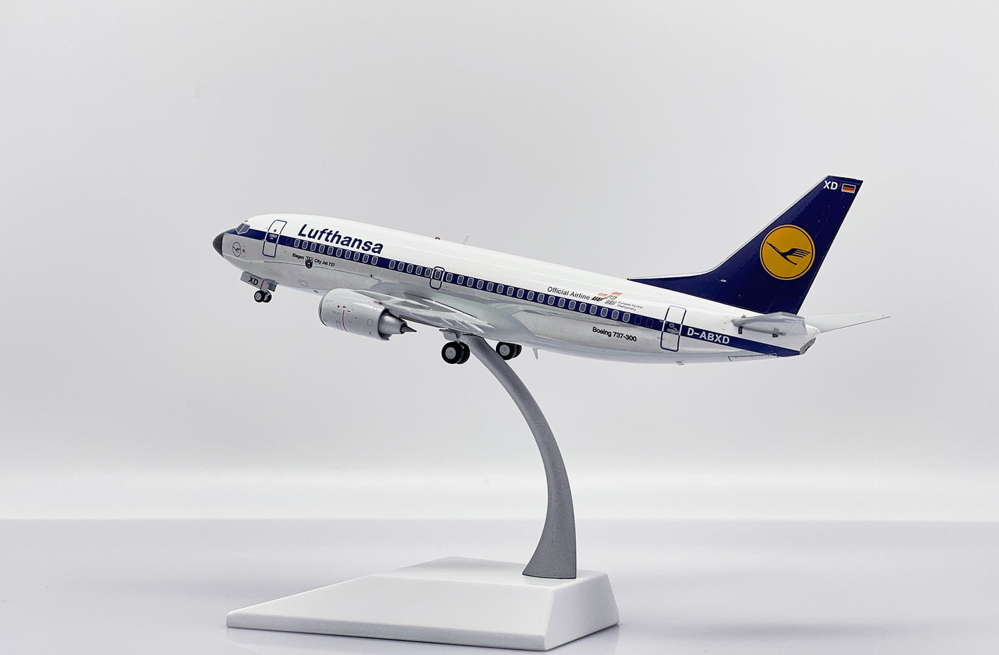 JC WINGS B737-300 LUFTHANSA "OFFICIAL AIRLINE UEFA 88" POLISHED REG: D-ABXD