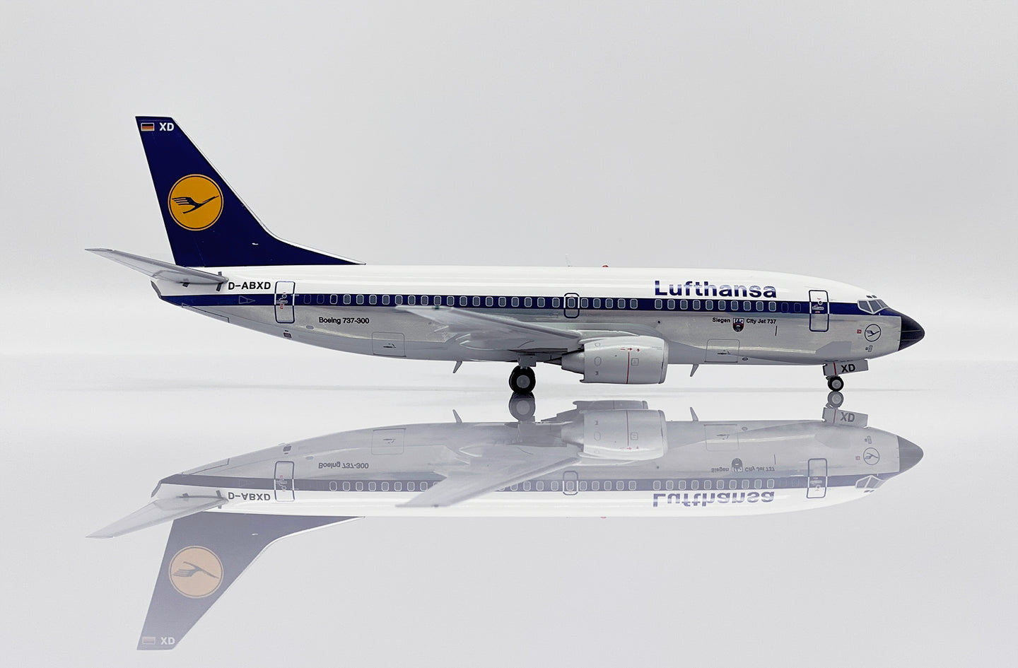 JC WINGS B737-300 LUFTHANSA "OFFICIAL AIRLINE UEFA 88" POLISHED REG: D-ABXD
