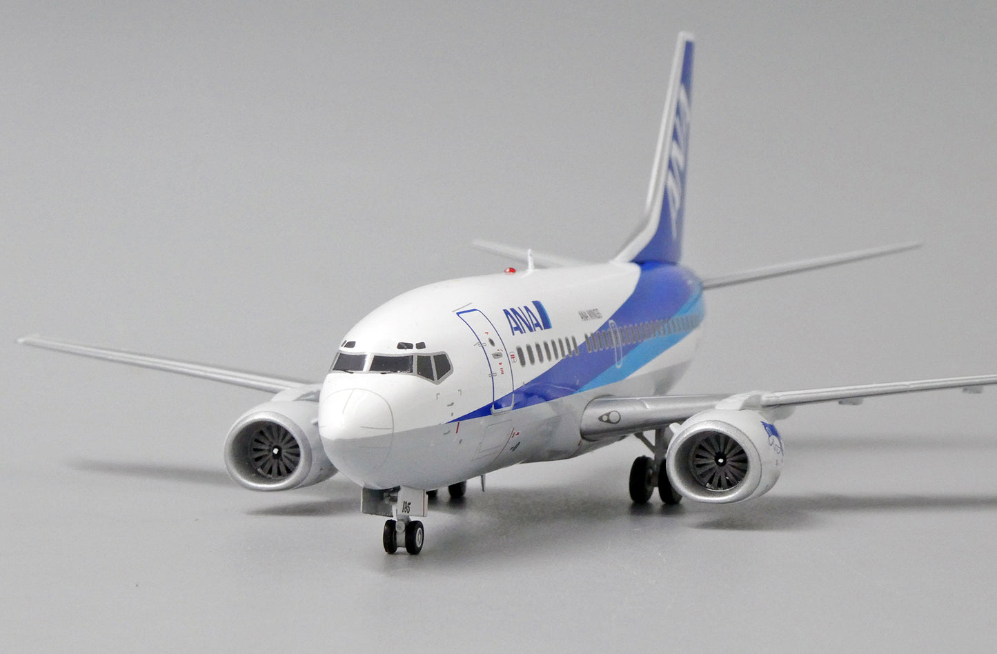 JC WINGS B737-500 ALL NIPPON AIRWAYS REG: JA8195