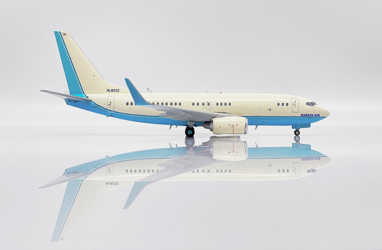 JC WINGS B737-700BBJ KOREAN AIR REG: HL8222