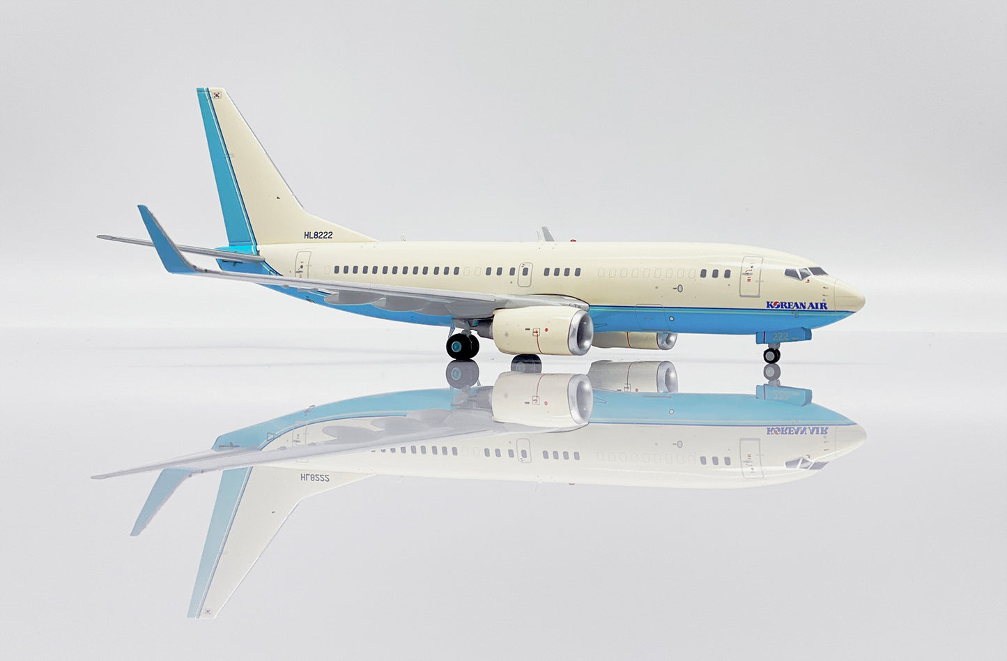JC WINGS B737-700BBJ KOREAN AIR REG: HL8222