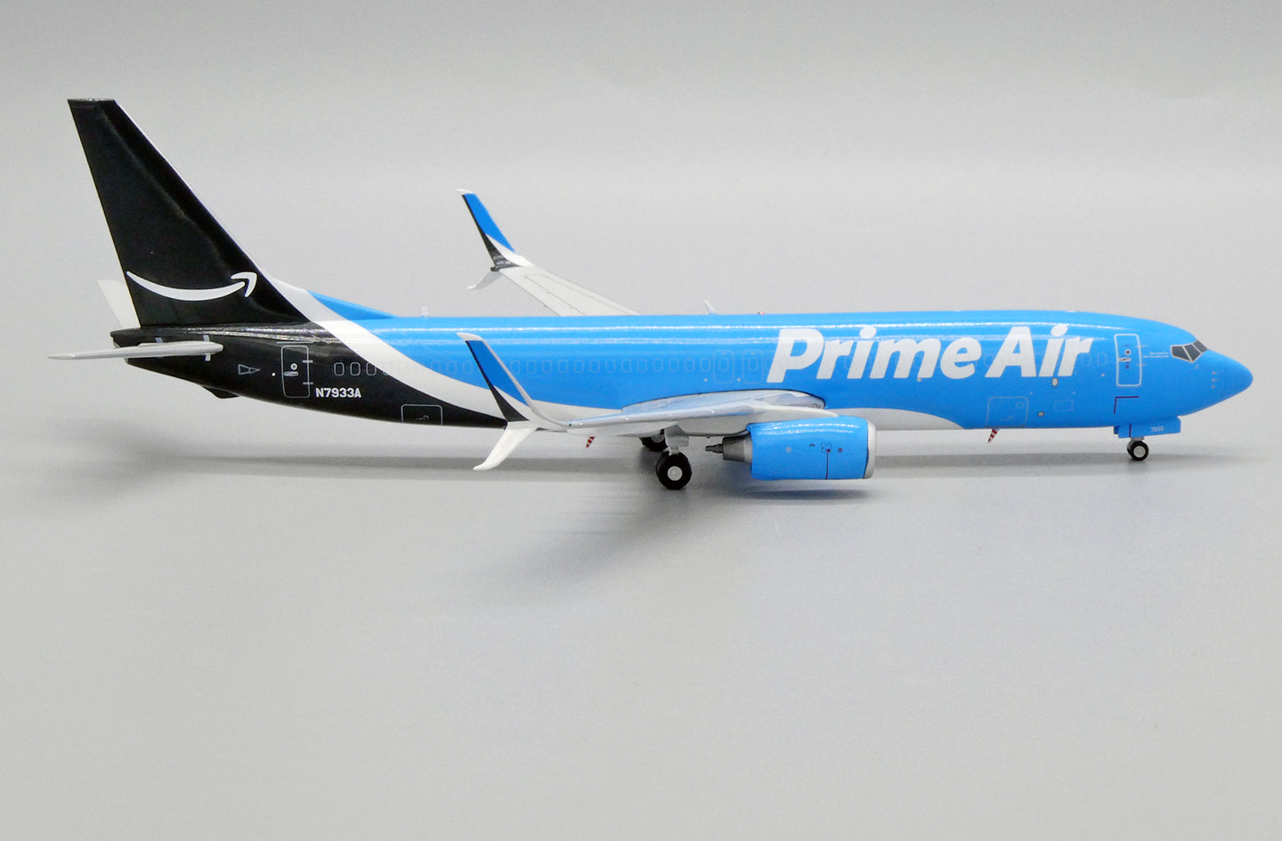 JC WINGS B737-800(BCF) AMAZON PRIME AIR REG: N7933A