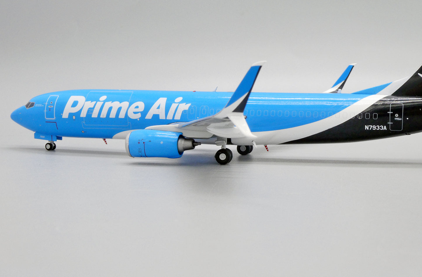JC WINGS B737-800(BCF) AMAZON PRIME AIR REG: N7933A