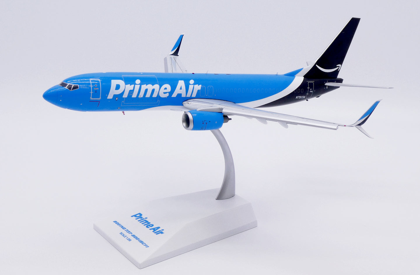 JC WINGS B737-800(BCF) AMAZON PRIME AIR (FLAPS DOWN) REG: N7933A