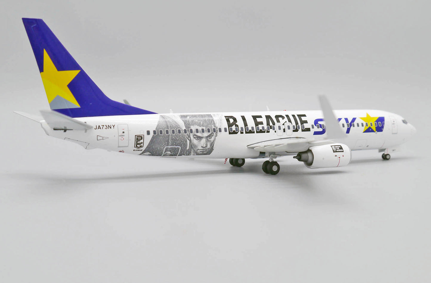 JC WINGS B737-800 SKYMARK AIRLINES "B.LEAGUE" REG: JA73NY