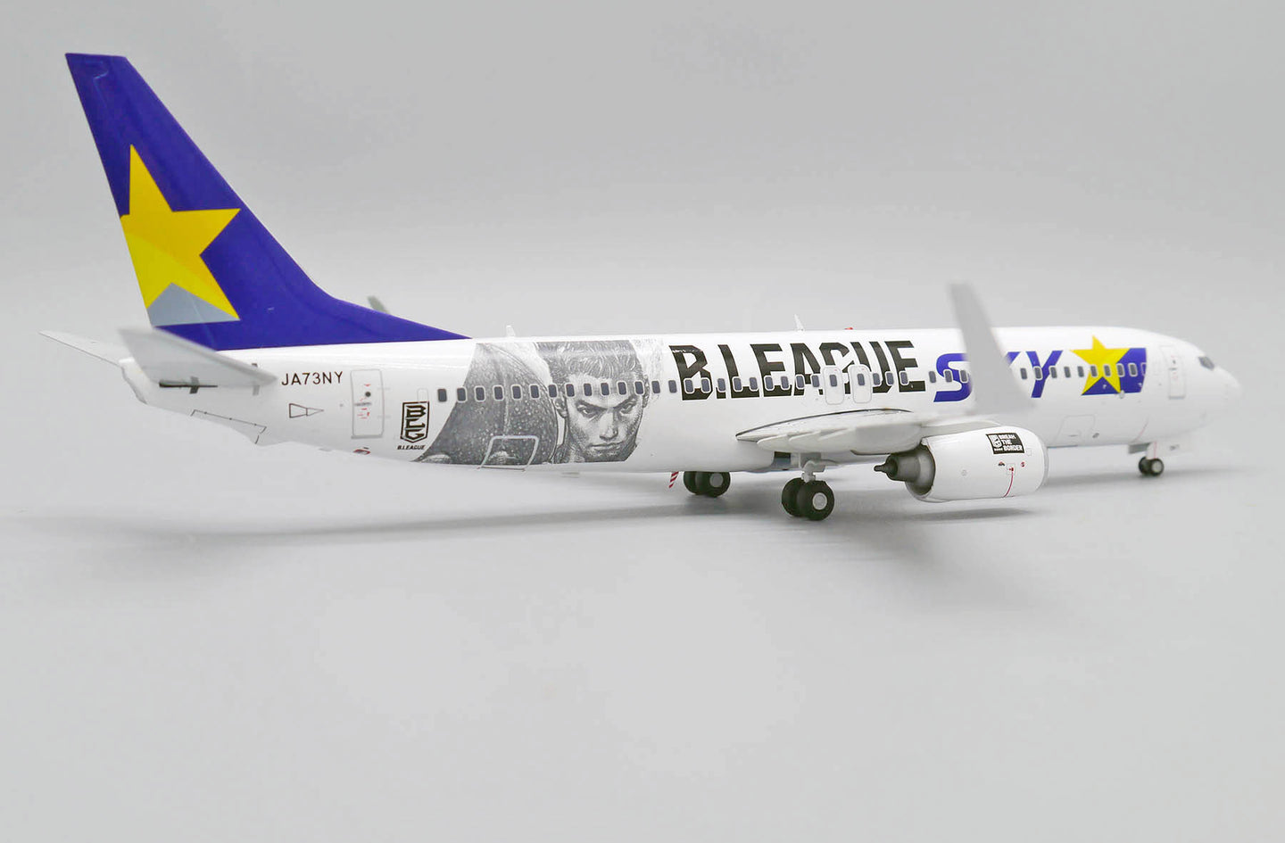JC WINGS B737-800 SKYMARK AIRLINES "B.LEAGUE" REG: JA73NY