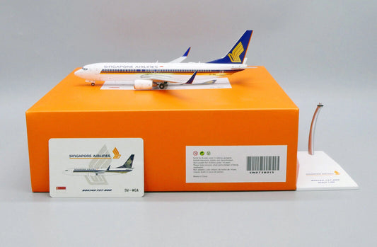 JC WINGS B737-800 SINGAPORE AIRLINES REG: 9V-MGA