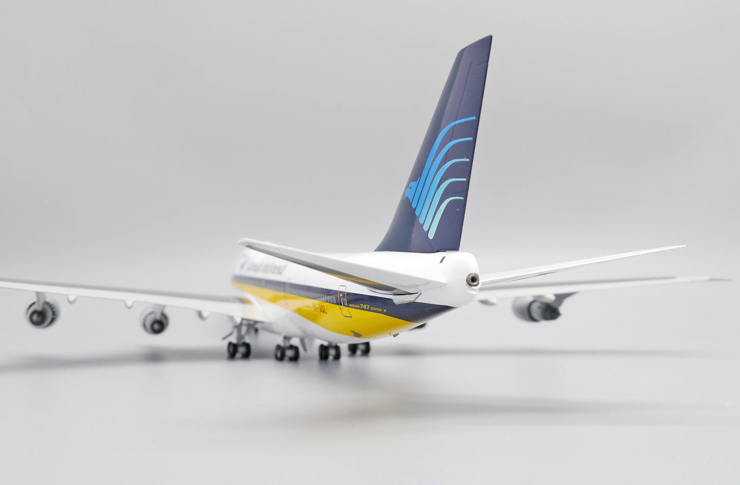 JC WINGS B747-200 GARUDA INDONESIA REG: 9V-SQL