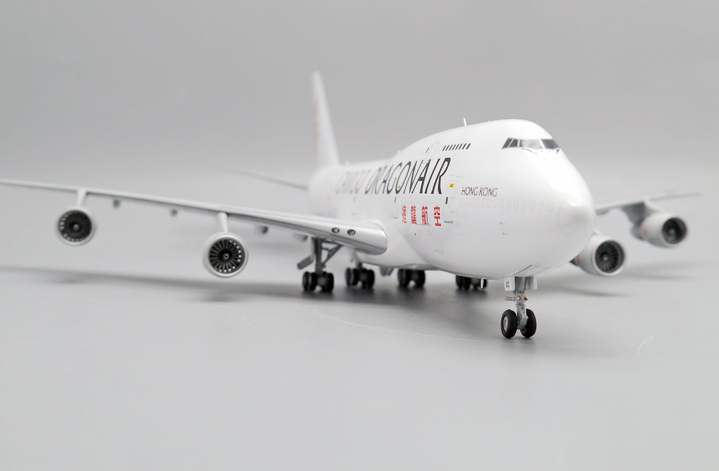 JC WINGS B747-300(SF) DRAGONAIR CARGO REG: B-KAC