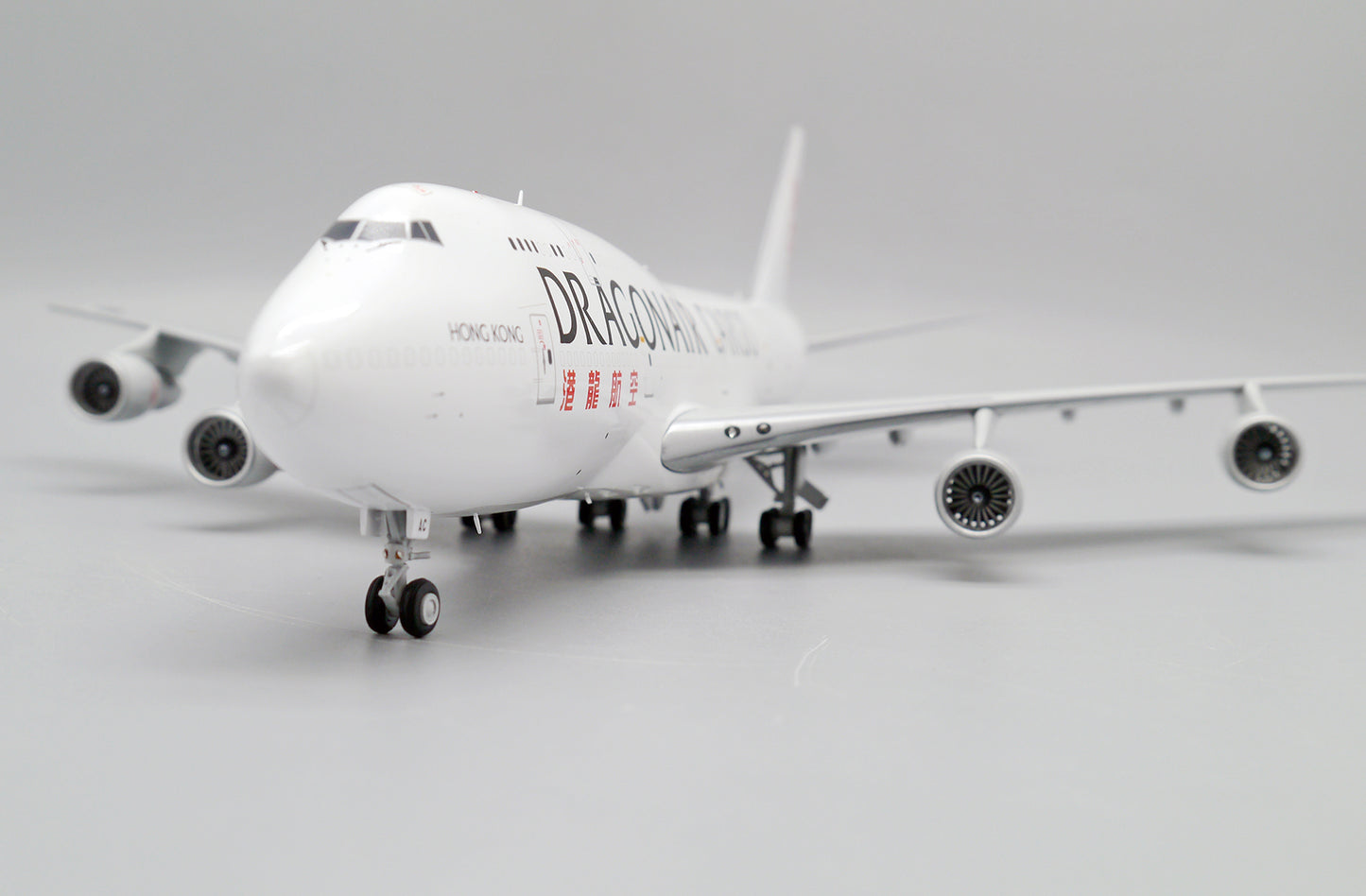 JC WINGS B747-300(SF) DRAGONAIR CARGO REG: B-KAC