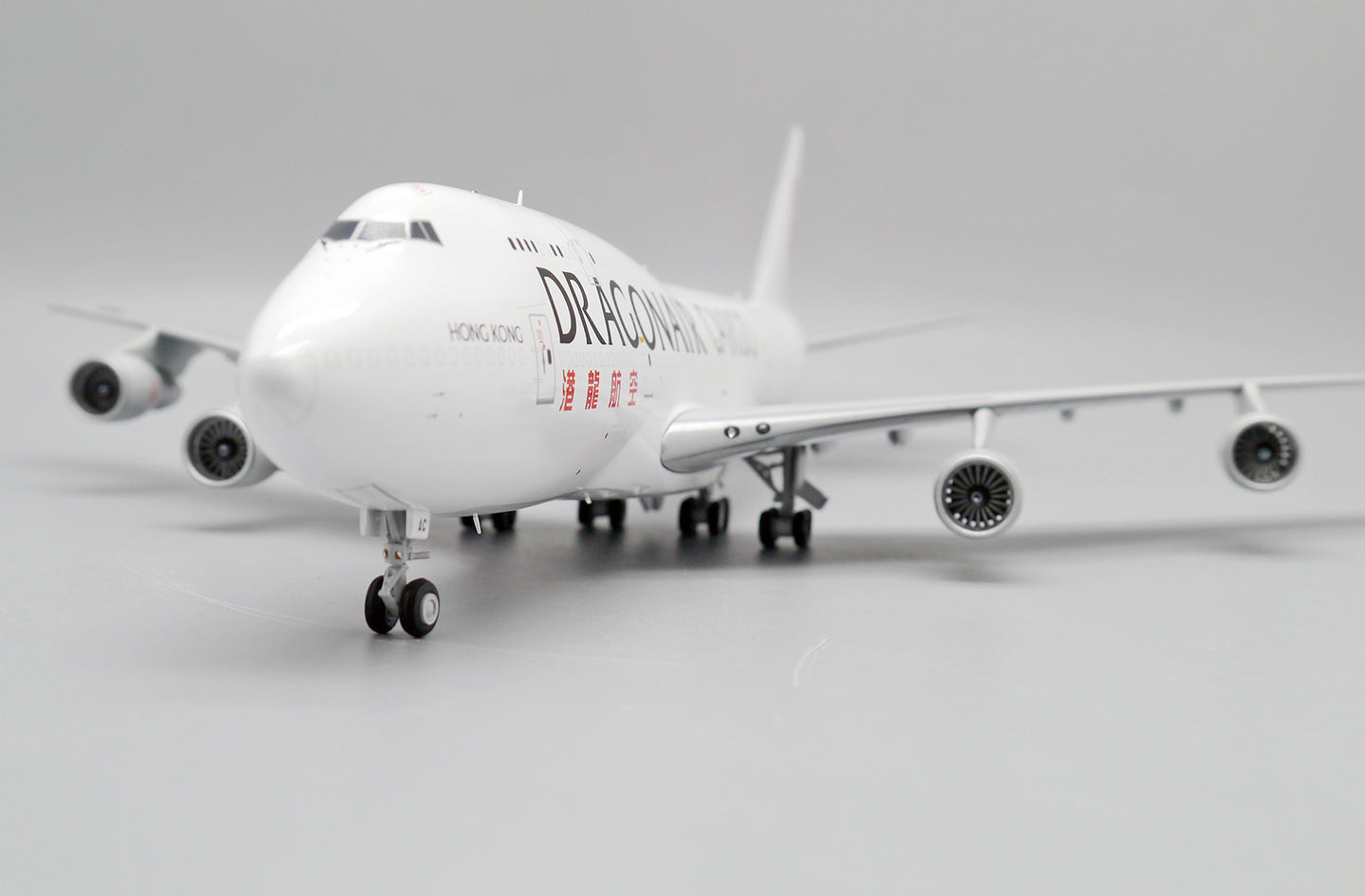JC WINGS B747-300(SF) DRAGONAIR CARGO REG: B-KAC