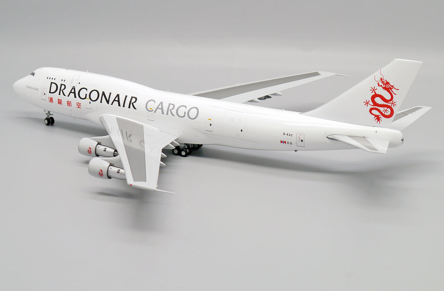 JC WINGS B747-300(SF) DRAGONAIR CARGO REG: B-KAC