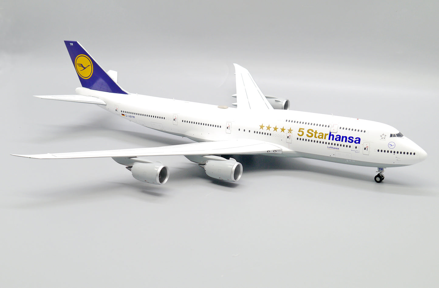 JC WINGS B747-8 LUFTHANSA "5 STARHANSA" REG: D-ABYM