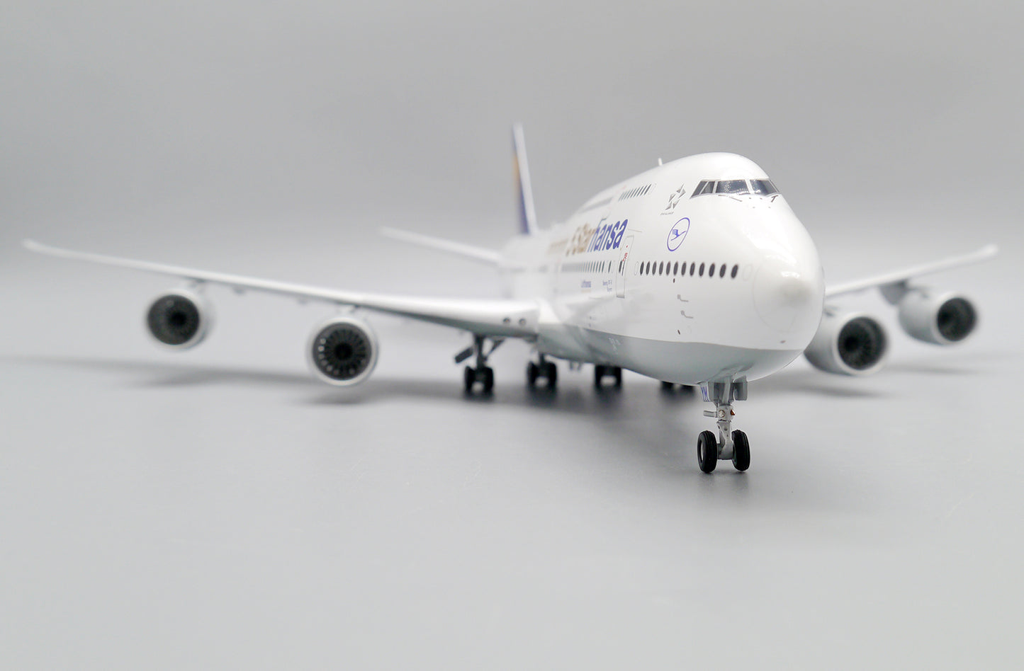 JC WINGS B747-8 LUFTHANSA "5 STARHANSA" REG: D-ABYM