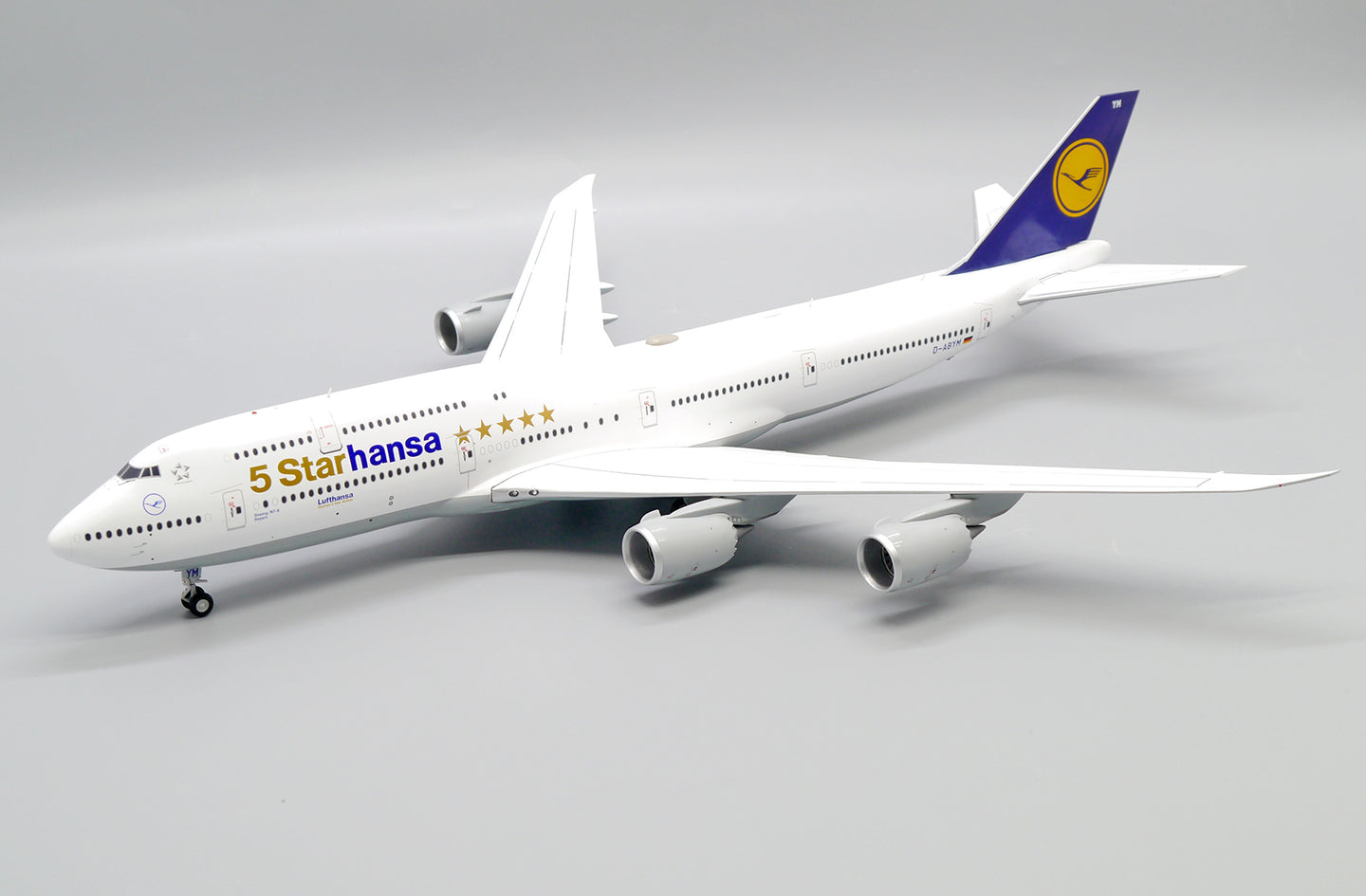 JC WINGS B747-8 LUFTHANSA "5 STARHANSA" REG: D-ABYM