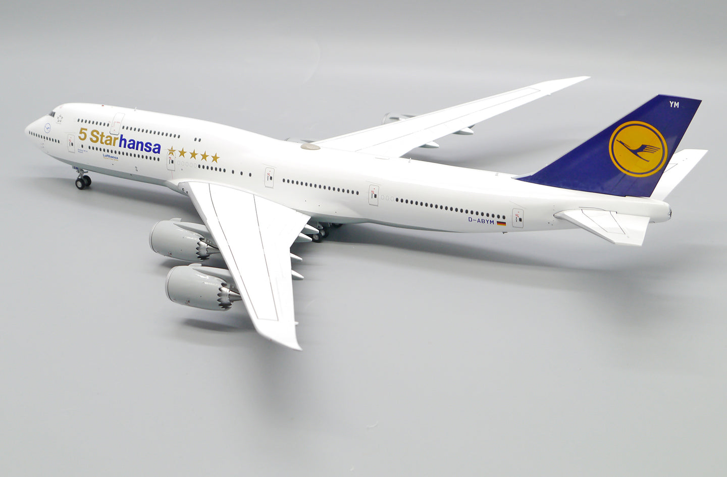JC WINGS B747-8 LUFTHANSA "5 STARHANSA" REG: D-ABYM