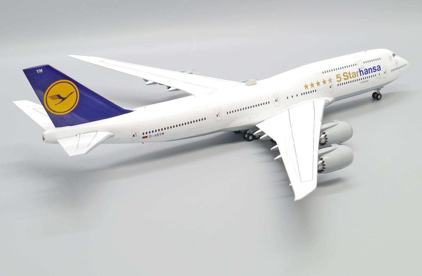 JC WINGS B747-8 LUFTHANSA "5 STARHANSA" REG: D-ABYM