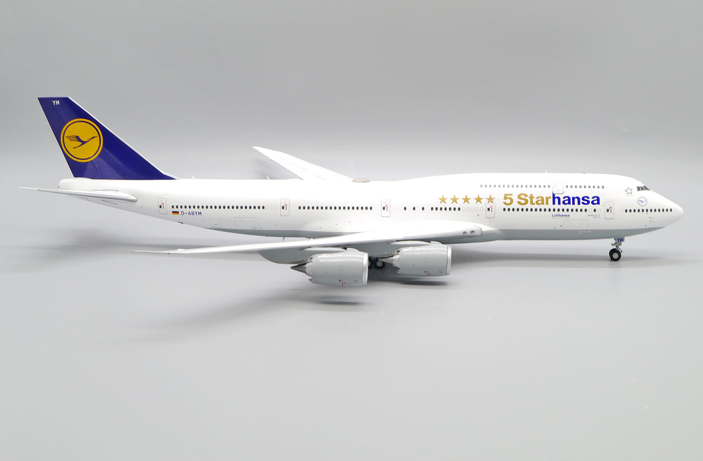 JC WINGS B747-8 LUFTHANSA "5 STARHANSA" REG: D-ABYM