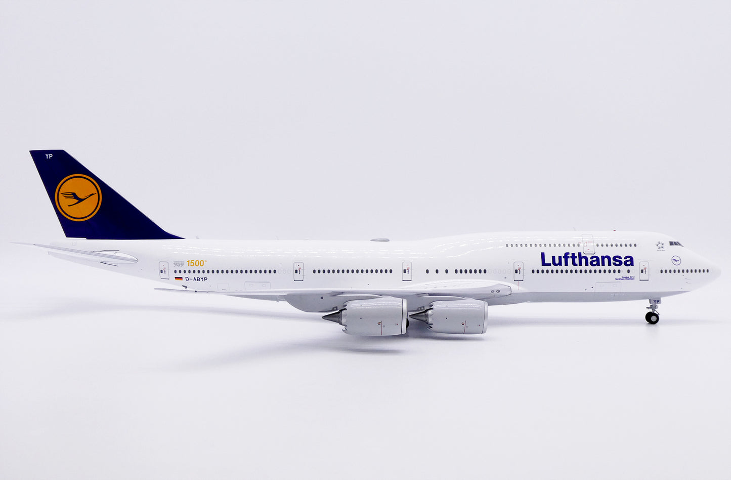 JC WINGS B747-8 LUFTHANSA "1500TH BOEING 747" REG: D-ABYP