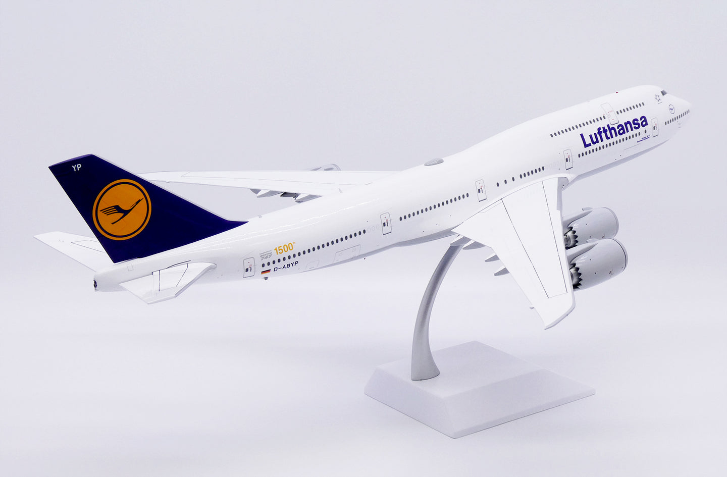 JC WINGS B747-8 LUFTHANSA "1500TH BOEING 747" REG: D-ABYP