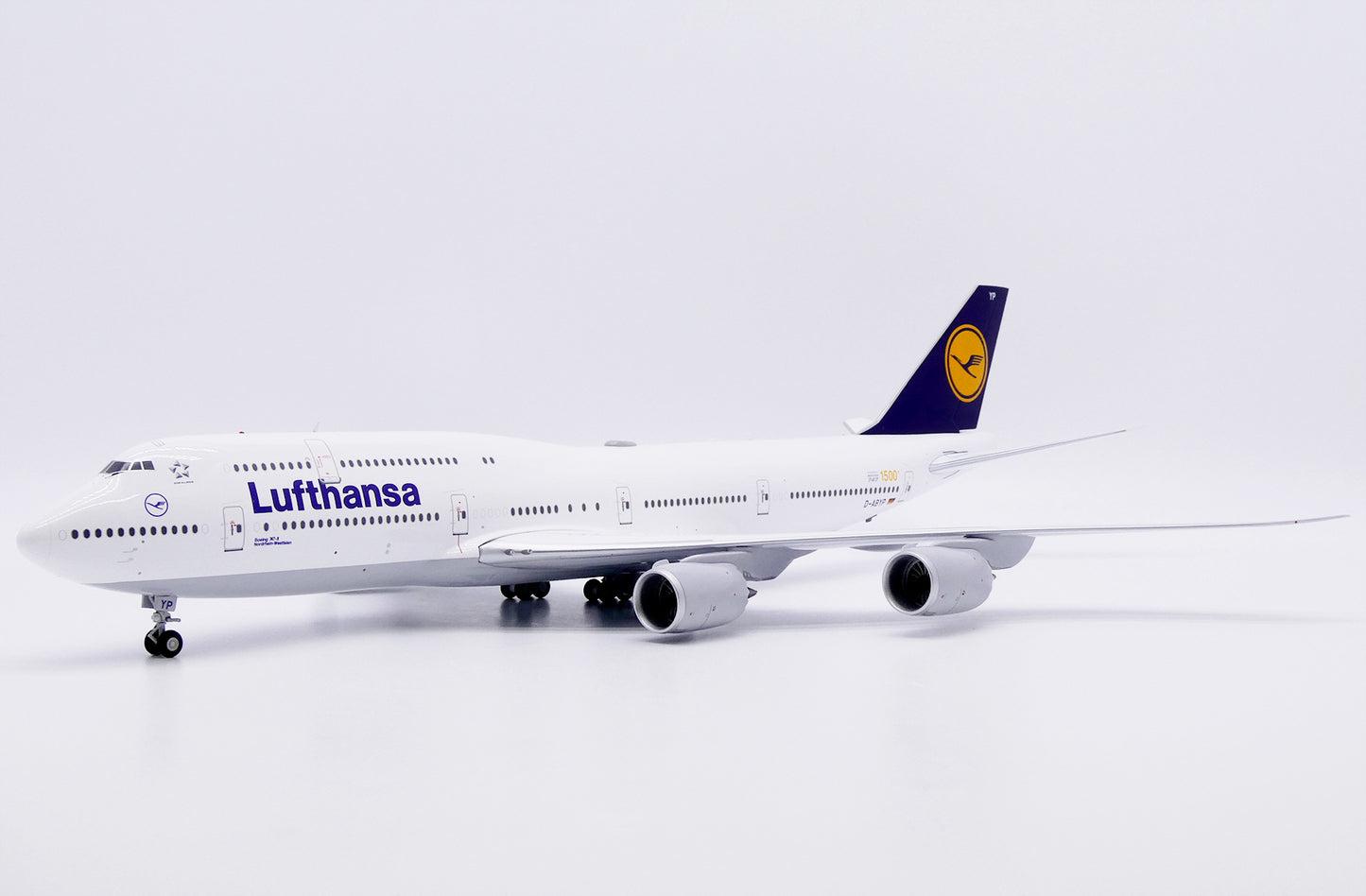 JC WINGS B747-8 LUFTHANSA "1500TH BOEING 747" REG: D-ABYP