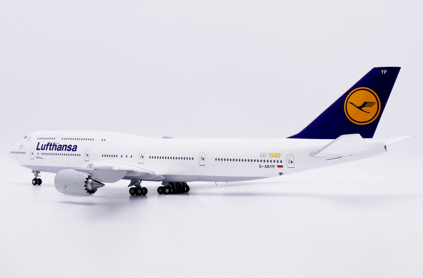 JC WINGS B747-8 LUFTHANSA "1500TH BOEING 747" REG: D-ABYP
