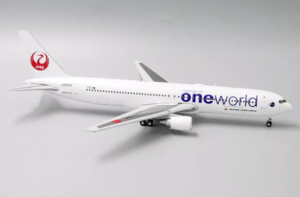 JCWINGS B767-300 JAPAN AIRLINES 'ONEWORLD' REG JA8980
