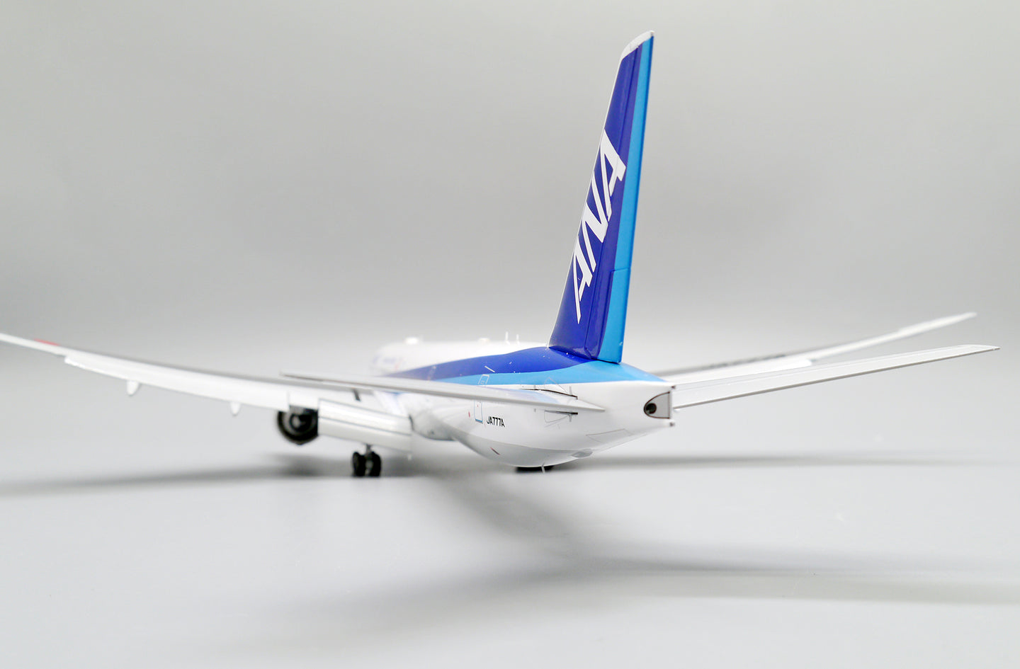 JC WINGS B777-300ER ALL NIPPON AIRWAYS (ANA) "TOMODACHI" (FLAPS DOWN) REG: JA777A