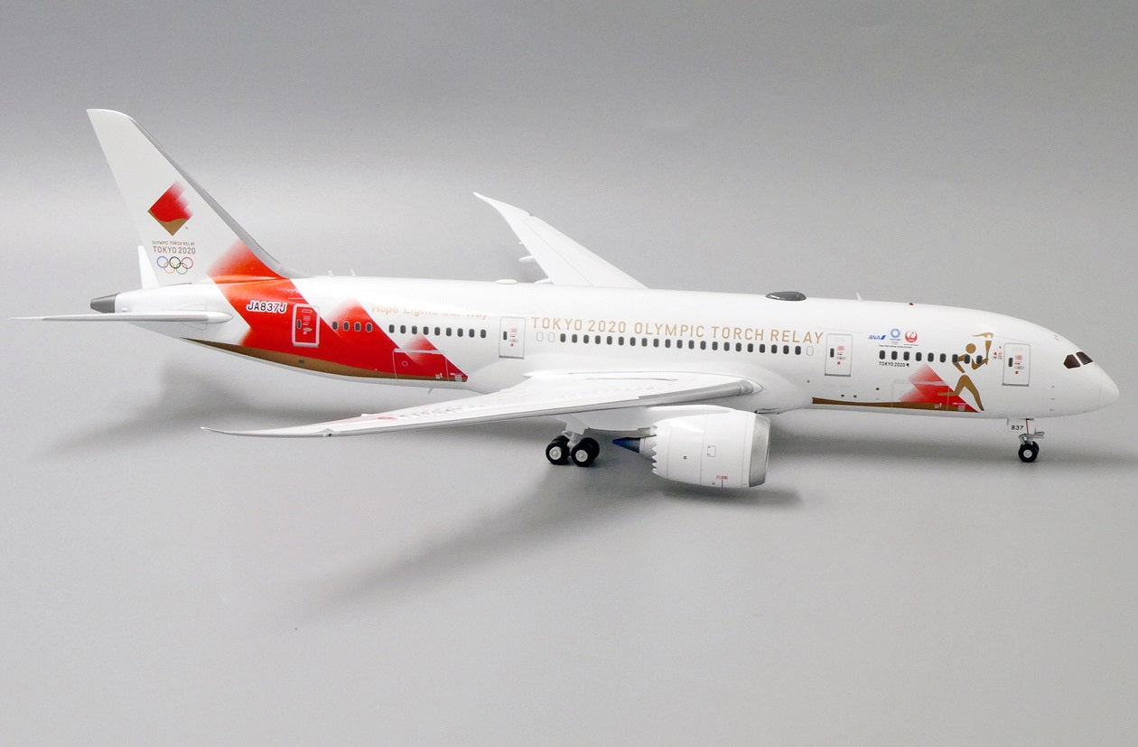 JC WINGS B787-8 DREAMLINER "TOKYO 2020 OLYMPICS TORCH RELAY" REG: JA837J