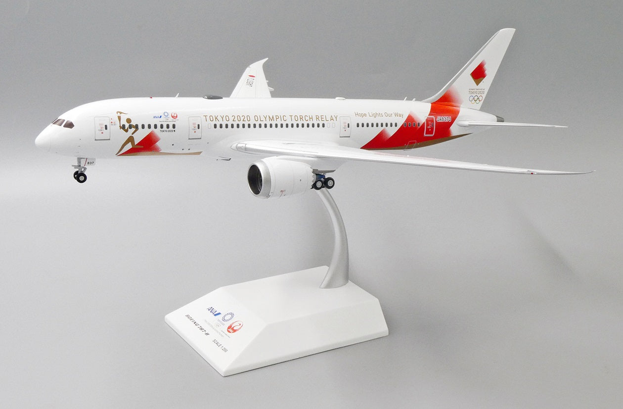 JC WINGS B787-8 DREAMLINER "TOKYO 2020 OLYMPICS TORCH RELAY" REG: JA837J