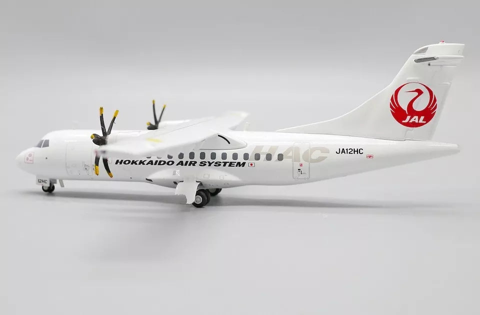 JC WINGS ATR42-600 HAKKAIDO AIR SYSTEM REG: JA12HC