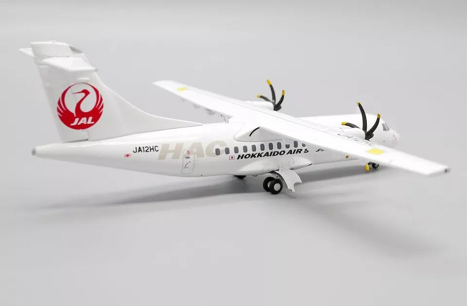 JC WINGS ATR42-600 HAKKAIDO AIR SYSTEM REG: JA12HC