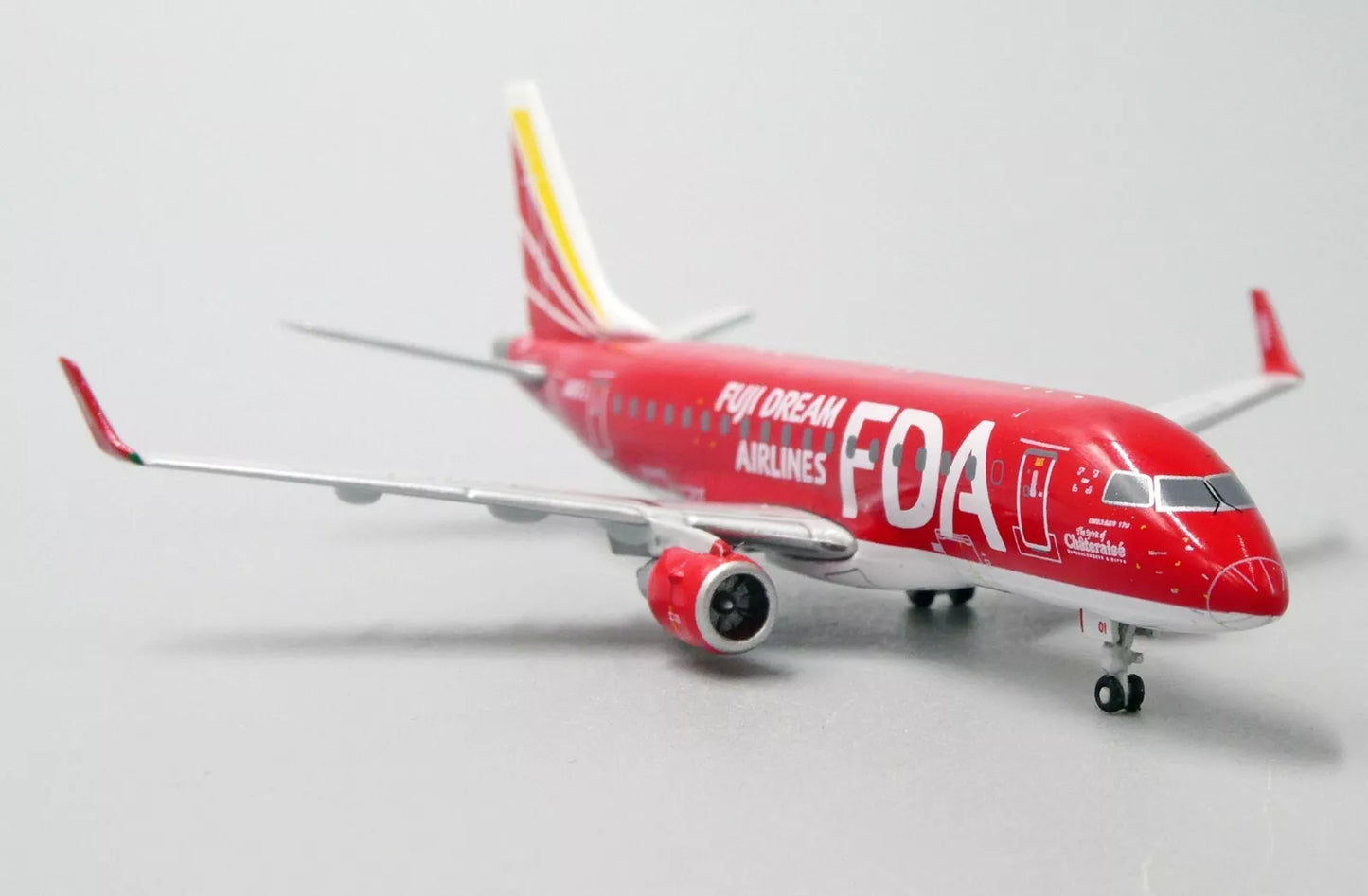 JC WINGS E170-100STD FUJI DREAM AIRLINES "RED COLOUR" REG: JA01FJ