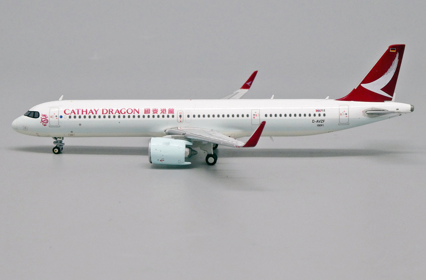 JC WINGS  A321NEO CATHAY DRAGON "BEFORE DELIVERY VERSION" REG: D-AVZF